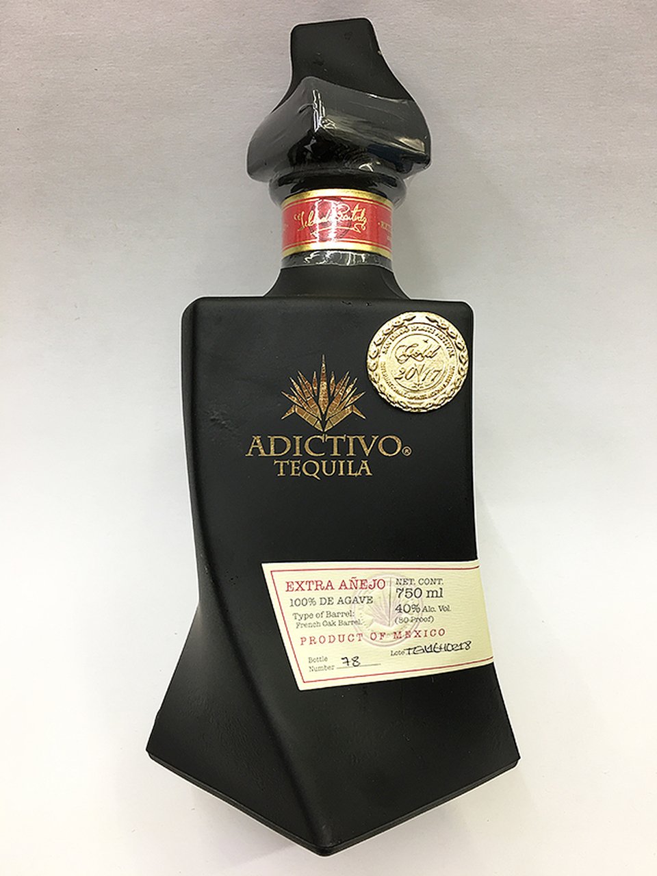 Adictivo Extra Anejo Black Limited Edition Tequila