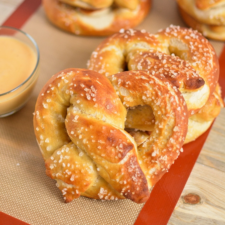 Homemade Soft Pretzels with Spicy Beer Cheese SauceCooking and Beer
