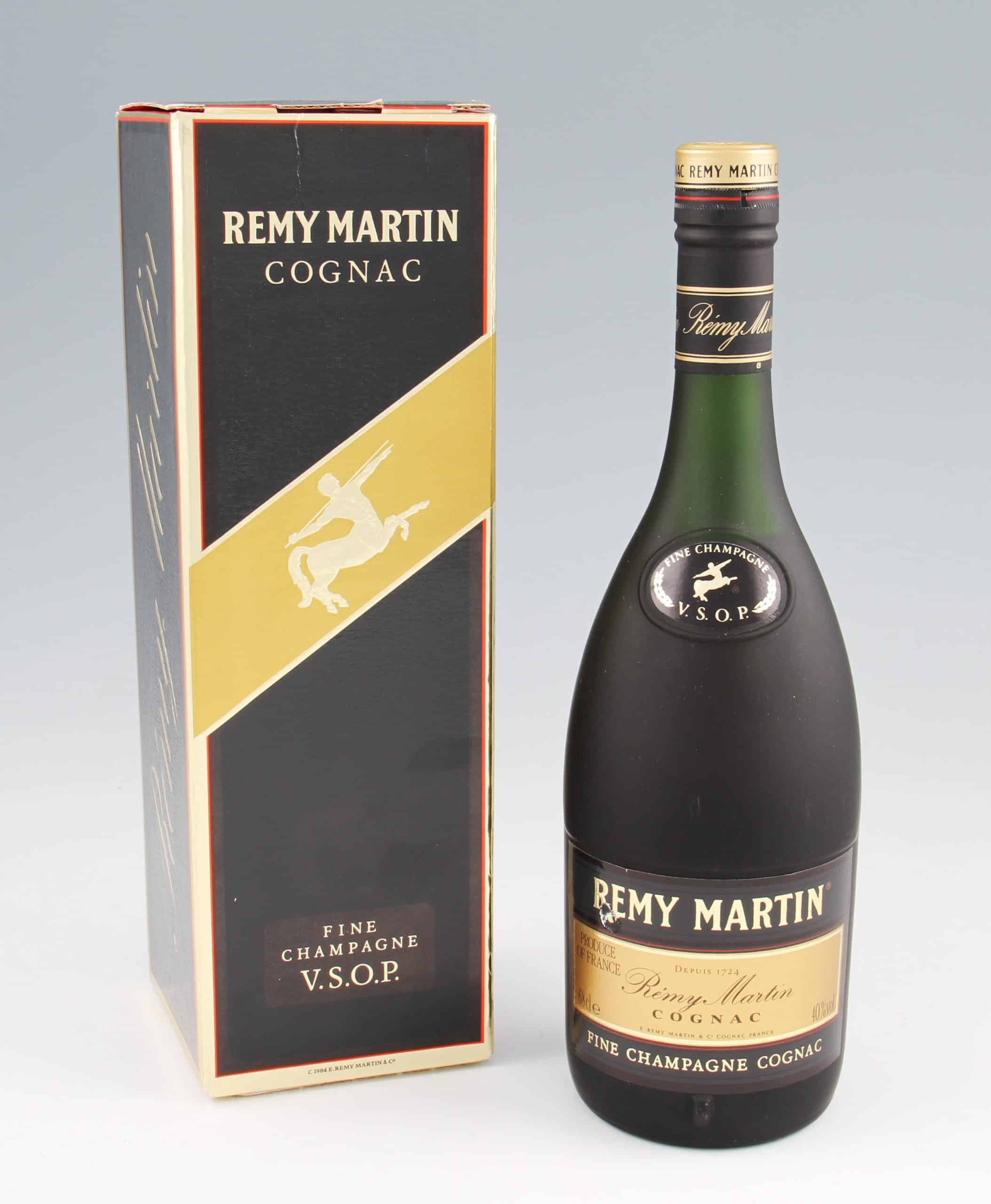 Remy Martin Fine Champagne Cognac. Old bottling 1970/80