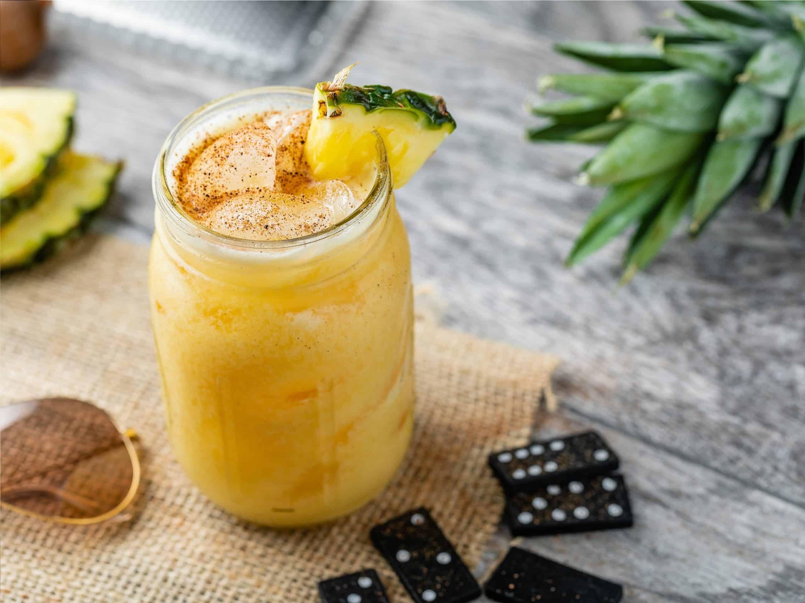 Simple Coconut Rum Cocktail Drinks Recipe Â» Recipefairy.com