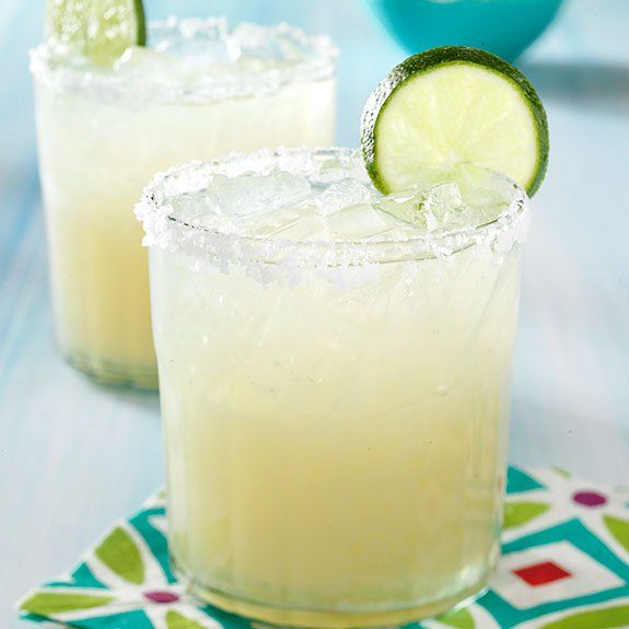 This Is How to Make a PERFECT Margarita, According to a Chef