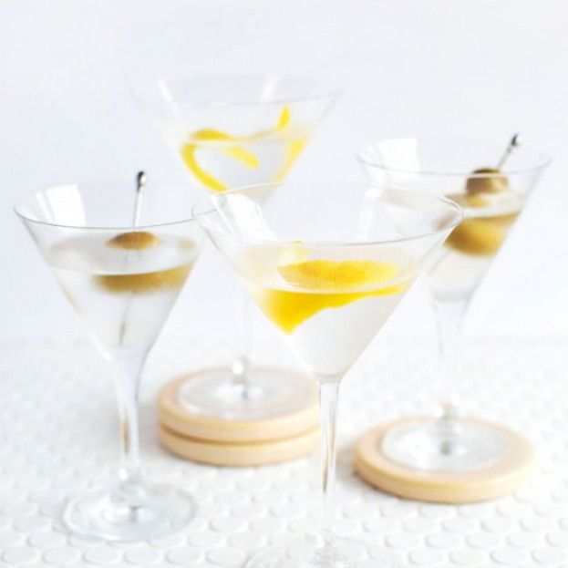 Vodka Martinis. How to make the best vodka martini # ...